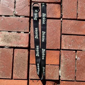 Dickies 1.5" Logo Nylon Web Belt. Black, Green Size: S/M - Pre-Owned